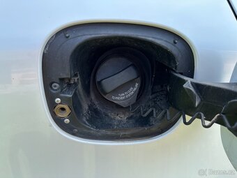VOLVO V60 CROSS COUNRY 2.5T, 187 Kw, 5VÁLEC, LPG, AUTOMAT - 12
