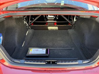 BMW E82 125i track car clubsport - 12