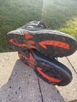 Obuv treková Lotto 41 - 12