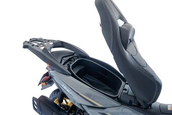 YUKI 125i YMAX Novinka - 12