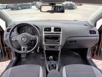 Volkswagen Polo 1,2 TSI TREND,SERVISKA,VÝHŘEV - 12