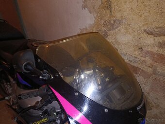 Kawasaki ZXR - 12