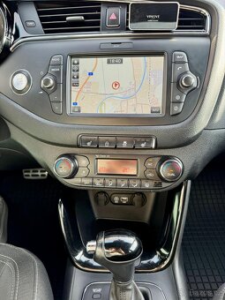 Kia Ceed 1,6 crdi 100 kw Gt line automat - 12