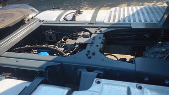 Tahač DAF XF 106 .460  EURO 6  přetypovaný.T1B - TRAKTOR - 12
