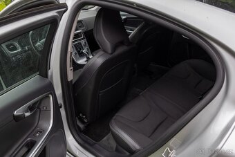 Prodám Volvo s60 CC D3 - 12