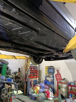 VW golf mk2 - 12