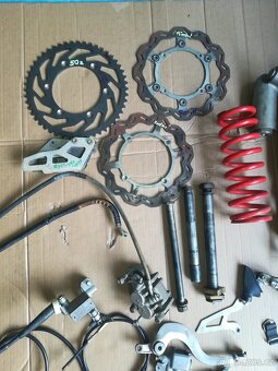 Suzuki RMZ 450 motocross rok 2010 dily - 12