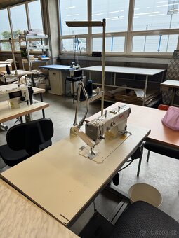 Šicí stroje a další vybavení - komplet i po kusech - 12