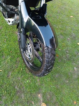 Suzuki DL 650 V-Strom - 12