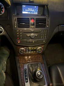 Mercedes Benz W204 180K LPG - 12