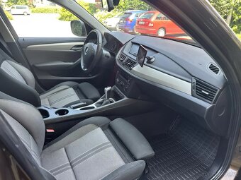 BMW X1 E84 23d 150kW Bi-Xenony/Panorama/4x4 xDrive/Navigace - 12