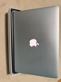 MacBook Air 13” 2015 / i5 / 8GB / 128GB - 12