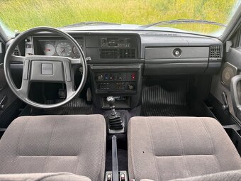Volvo 245 GL D6 - zamluveno - 12
