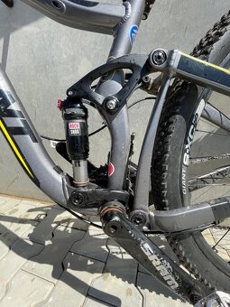 Giant trance 29 - 12