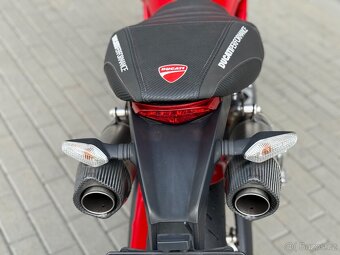 DUCATI Monster 696 - 12
