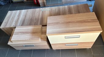 Předsíňová stěna / nábytek do předsíně/ vchod - 12