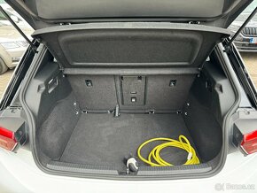 VW ID.3 Pro 150kW ALU 19" ACC Nezávislé topení FULL LED - 12