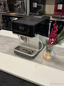 Kávovar MIELE CM6350 - 12