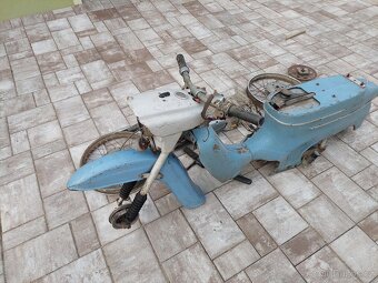 Jawa 50 pionyr - original lak - 12