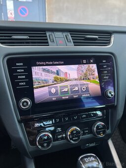 Škoda Octavia 3 2.0 TDi 110kW DSG LED ACC TÁŽNÉ VÝHŘEV KŮŽE - 12
