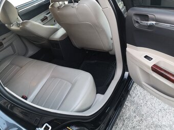 Prodám Chrysler 300C - 12