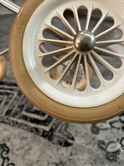 Kočárek pro panenky z roku 1983 (pro sběratele) - 12