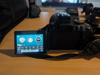 prodám Nikon D5300 s dalším vybavením - 12