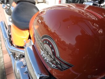 Honda VF 750C Magna - 12