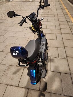 Elektro skutr - 12