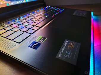 17,3" 240HZ_MSI RAIDER GE78HX_i9-13980HX_16GB_RTX 4070 8GB - 12