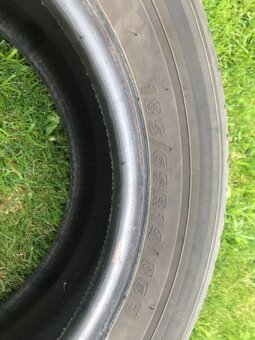 Prodám pneu 185/65 R14 - 12