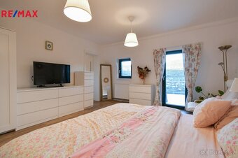 Pronájem rodinného domu 5+1, 110 m², zahrada 431 m² - 12