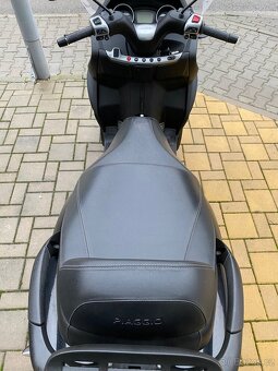 Piaggio MP3 400 HPE Sport - Business LT Top - 12