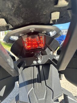 Cfmoto mt650 - 12