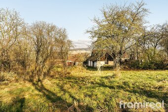 Prodej pozemky pro bydlení, 4 179 m2 - Staré Město - Bílá St - 12