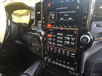 DODGE RAM 1500 TRX 6.2 Supercharged - NEHAVAROVANÝ + PLYN - 12