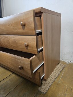 Komoda 4 zásuvky - 12