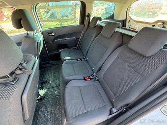 Peugeot 5008 1.6 HDi - 12