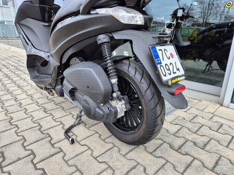 Piaggio Beverly 300 - 12