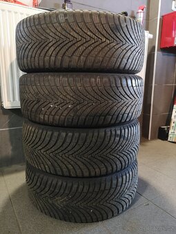 Ford Focus, Mondeo alu + celoroční 205/50/16. - 12