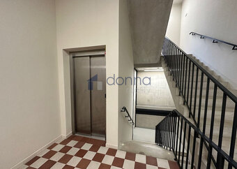 Pronájem zcela nového bytu 2+kk/2xB, 65m2, ul. Nádražní, Pra - 12