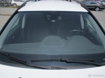 Volvo XC70 2,4D5 120KW Momentum Man. AWD 2012 DPH - 12