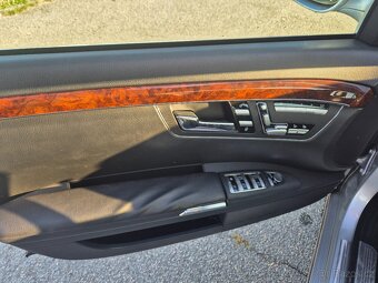 Prodám Mercedes Benz S320 CDI 4- MATIC - 12