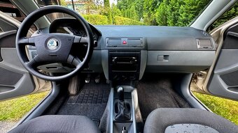 Škoda Fabia 2004 1.2 HTP - 80600 km - 12