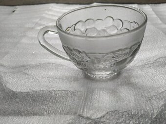 Sklo, porcelán - 12