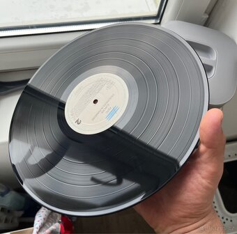 Europe – Prisoners In Paradise - 12