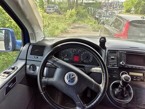 Volkswagen Multivan - 12