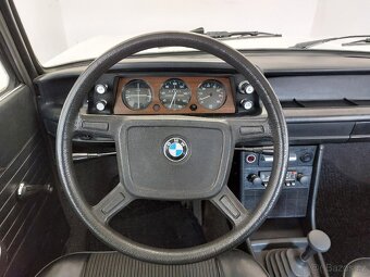 BMW 1502 (E10) - 12