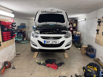 Hyundai i40, 2014, 160t km, 100kw, automat - 12