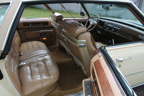 1976 Cadillac Sedan deVille 500 V8 - 12